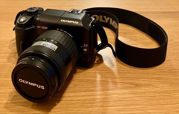 オリンパス E-300 OLYMPUS