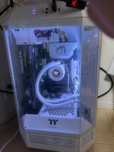 Ryzen7 7800x3D RX9070XT 32GB 2TB ゲーミングPC ホワイト