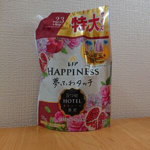 レノアハピネス 夢ふわタッチ 柔軟剤 詰替 ザクロ &フローラル 720ml×1袋