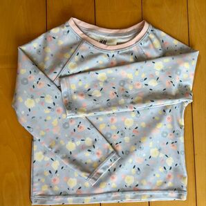 H&M ラッシュガード 花柄 グレー系 90