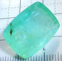 超巨大 天然エメラルド 17.129ct 鑑別書付き ルース 緑柱石 jewelry emerald ベリル ジュエリー 裸石 宝石 _画像5