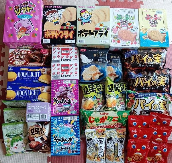 お菓子⑮ お菓子まとめ売り お菓子詰め合わせ 駄菓子 グミ パイの実 ミルキー ガム ポテト マシュマロ 韓国 キャラメルコーン