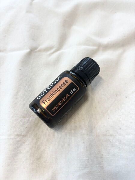 ドテラ フランキンセンス 15ml 新品未使用 エッセンシャルオイル