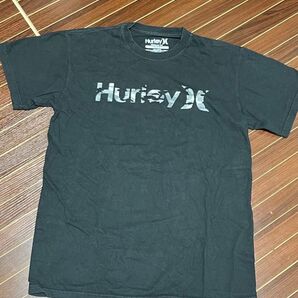 Hurley ハーレー ブラックTシャツ 迷彩ロゴ