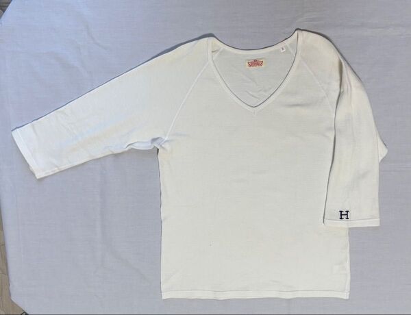ハリウッドランチマーケット 七分袖Tシャツ Vネック ホワイト H刺繍 3