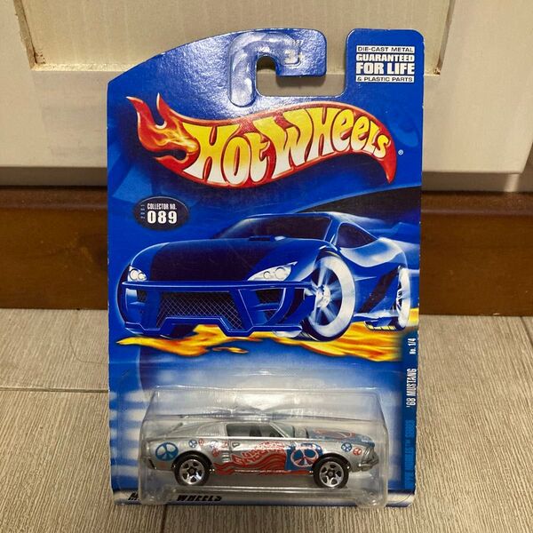 ホットウィール 1/64 1968 マスタング