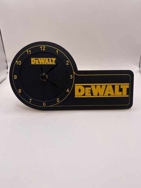 DEWALT 置き時計