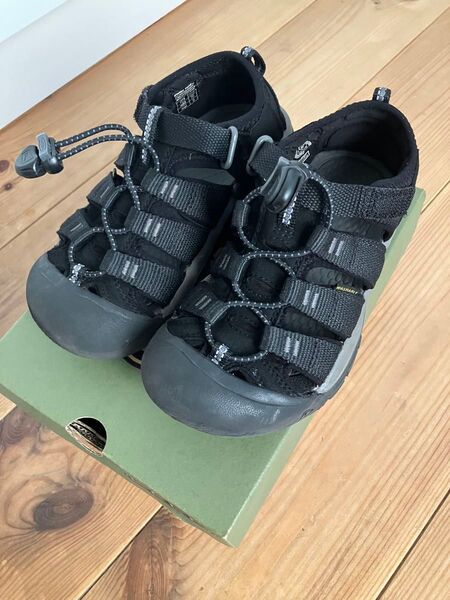 KEEN ニューポートH2 サンダル キッズ 19.5cm ブラック
