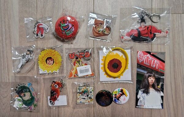 【眉村ちあき】アクリルキーホルダーセット+缶バッジ+日本武道館LIVEラバーバンド+ポプラ コラボ カスタネット+ステッカー