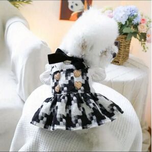【新品】ペット服 ハートボタン 可愛いプリントチェック柄 ペットドレス スナップボタン留め オールシーズンコート
