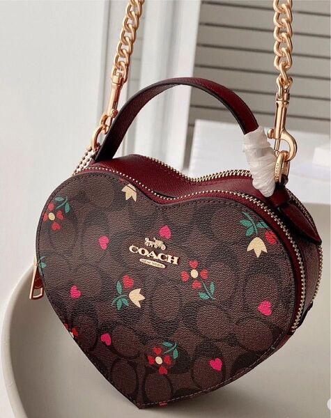 COACH ハート型 ミニバッグ ショルダーバッグ ブラウンコーチ新品・未使用