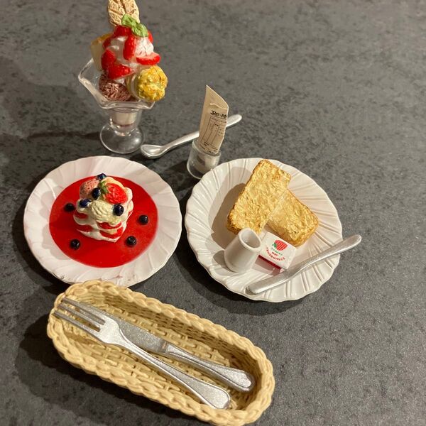 リーフレット無 リーメント みんなでファミレス ミニチュア デザート 食品サンプル ぷちサンプル