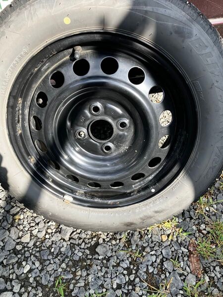 トヨタアクア 鉄ホイール