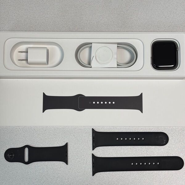 Apple Watch Series 5/GPS/44mm/A2093〈MWVF2J/A〉