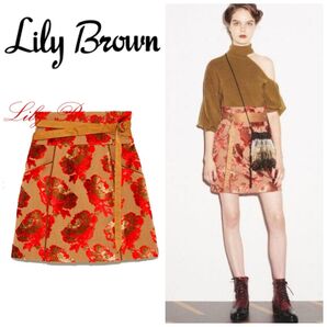 【極美品】Lily Brown リリーブラウン ジャガードミニ台形スカート 花柄