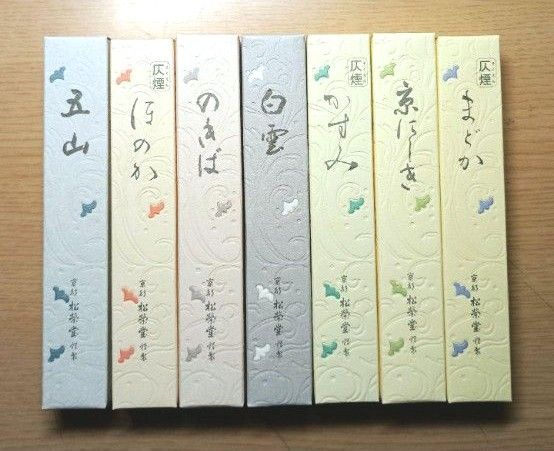線香、松栄堂、7種類です。1箱45本前後入っております。まどかは最初から少なく、35本前後です。