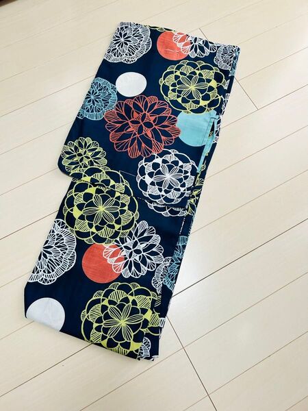 新品☆夏着物 浴衣 紺地に花輪柄 吸水速乾生地