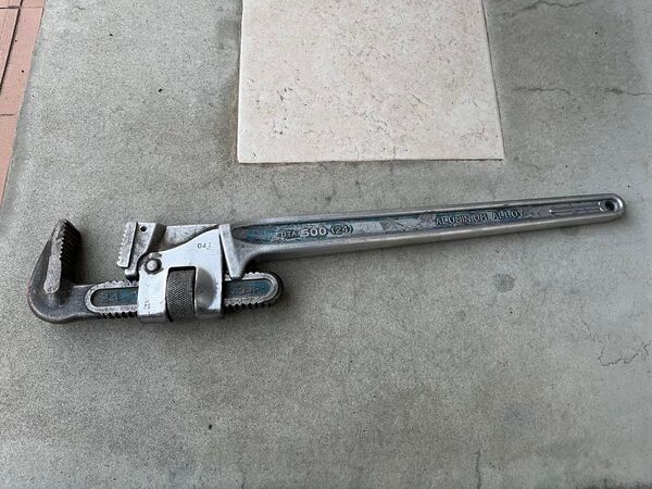 スーパーツール パイプレンチ 600