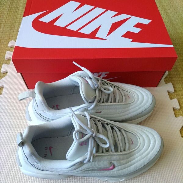 NIKE エアマックス ポータル 25.5cm ナイキ スニーカー 箱あり Air Max Portal