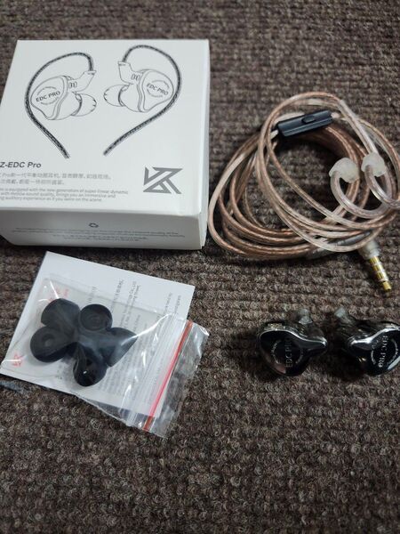 ほぼ未使用 KZ EDC pro 2pin 互換 3.5mm マイク有り