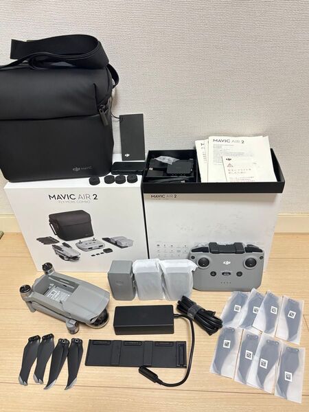 【未使用に近い】DJI MAVIC AIR2 Fly more combo マビックエアー2 フライモアコンボ 完品 未使用品有り