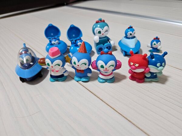フィギュア 指人形 ソフビ アンパンマン コキンちゃん、バイキンマン、アオキンマン、アカキンマン 人形 セット