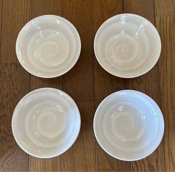 白いお椀 4個セット
