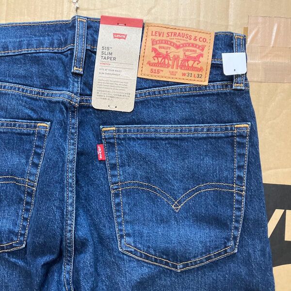 324Levi's 515 スリムテーパード W31 L32