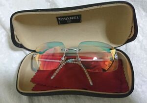 2.3 times use *CHANEL* Chanel sunglasses * silver clear glate rainbow rare regular . woman sea .lizo man retilady men. men 