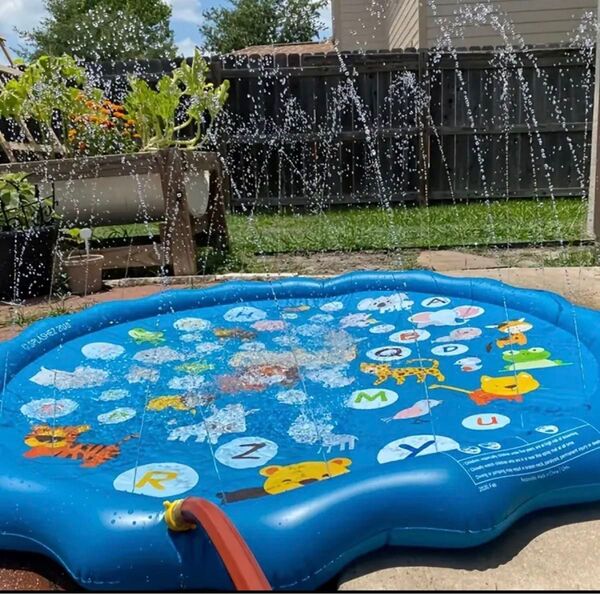 水遊び プレイマット 噴水マット アルファベット 動物柄