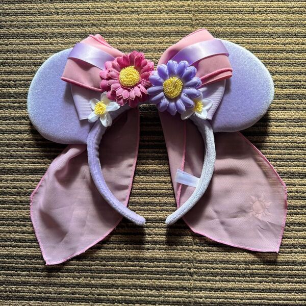 ディズニーラプンツェルミカチューシャ ラベンダー 花 リボンミニー