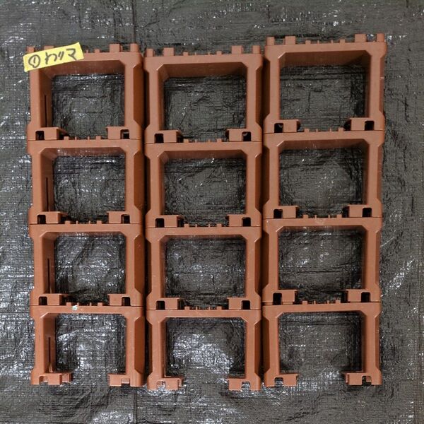 ①プラレール ブロック橋脚 12個 洗浄済 レイアウト 無限ループ 陸橋 大量 まとめ売り カラー 茶色 トーマス