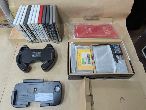 ニンテンドー3DS 本体 コスモブラック