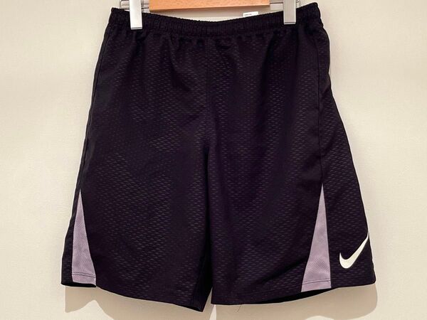 ナイキ NIKE ハーフパンツ(160サイズ)トレーニングウェア ブラック×グレー