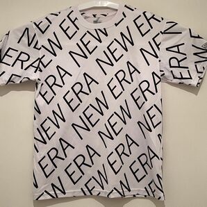 NEWERA 半袖 Tシャツ(Lサイズ)トレーニングウェア ホワイト×ブラック