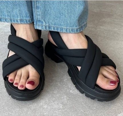 OrientalTRaffic黒クロスベルト厚底サンダルブラックSスポサン