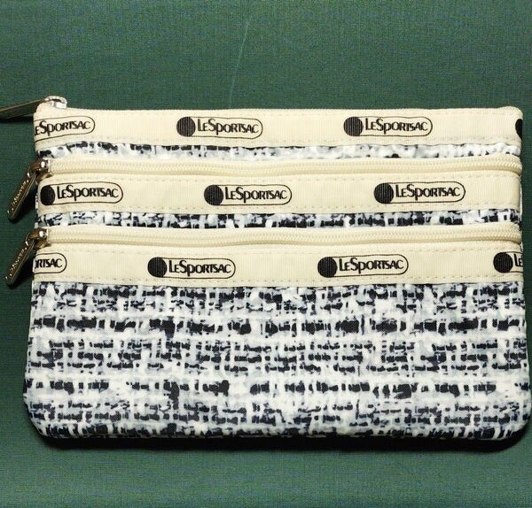 未使用♪ レスポ レスポートサック LeSportsac コスメティック ポーチ 財布 モノトーン 3ジップ 仕分け