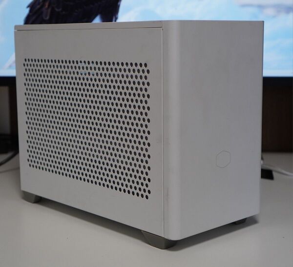 Cooler Master NR200 ホワイト Mini-ITX PCケース
