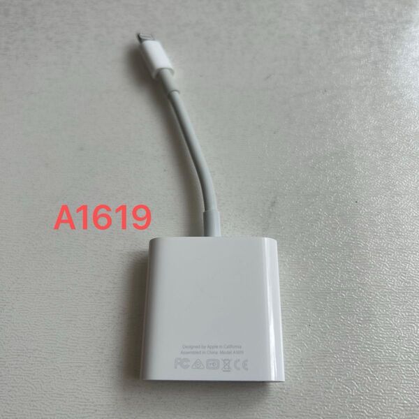 A1619 Apple アップル 純正 Lightning to USB3 Camera Adapter ライトニング