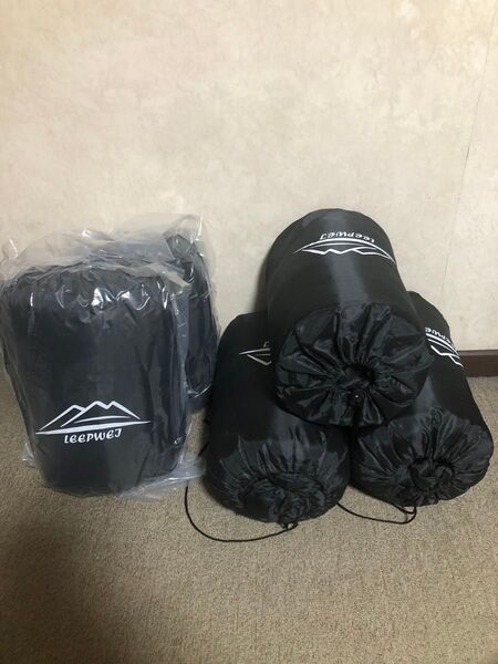 LEEPWEI 寝袋 マミー型 シュラフ アウトドア キャンプ 登山 車中泊 防災用 収納袋付5個セット