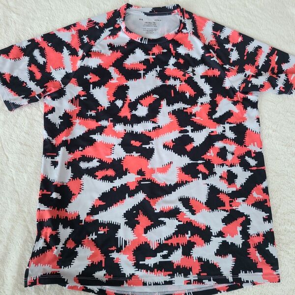 UNDER ARMOR カモフラTシャツ (L)