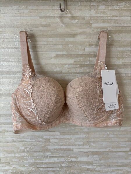 D85」トリンプ 天使のブラ スリムライン 極上ライト594 ブラジャー