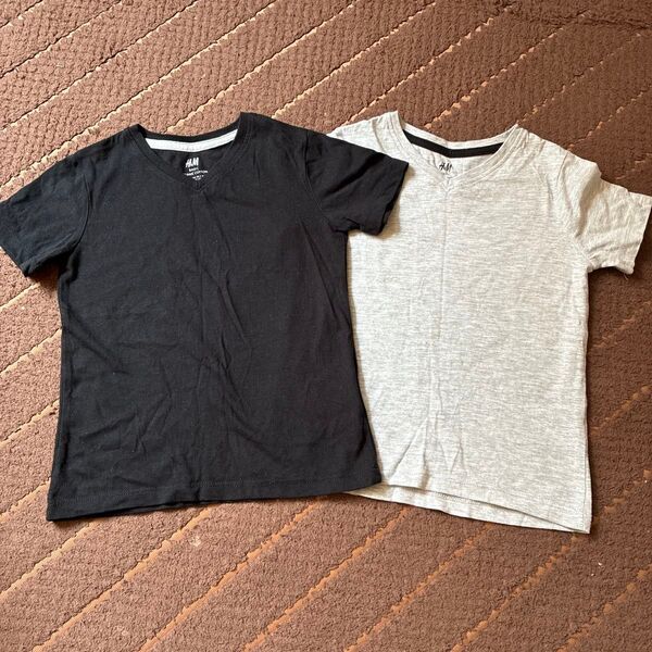 H&M VネックTシャツ 2枚セット 黒 グレー 100㎝
