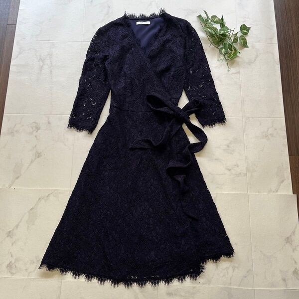 美品 ダイアンフォンファステンバーグ ラップ巻きカシュクールワンピース レース