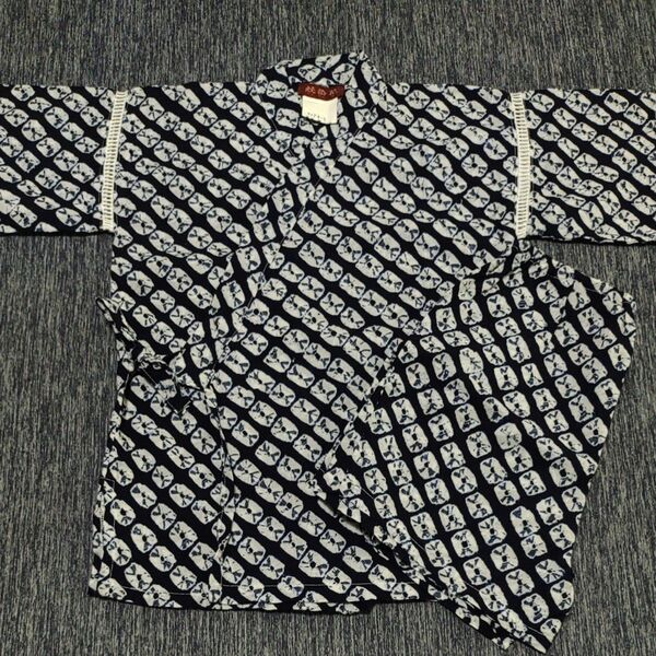 中古服 甚平 サイズ4-5 ネイビー 紺色 男の子