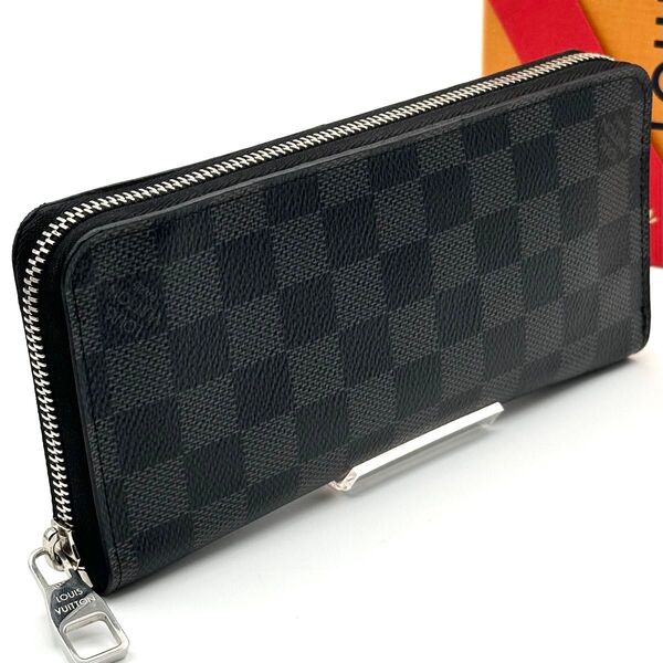 【極美品】ルイヴィトン ダミエグラフィット ジッピー ヴェルティカル LOUIS VUITTON ラウンドファスナー 長財布