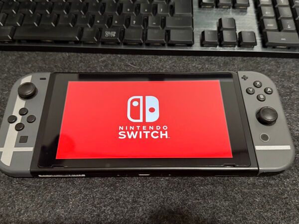 Nintendo Switch(本体+Joy-Conのみ)