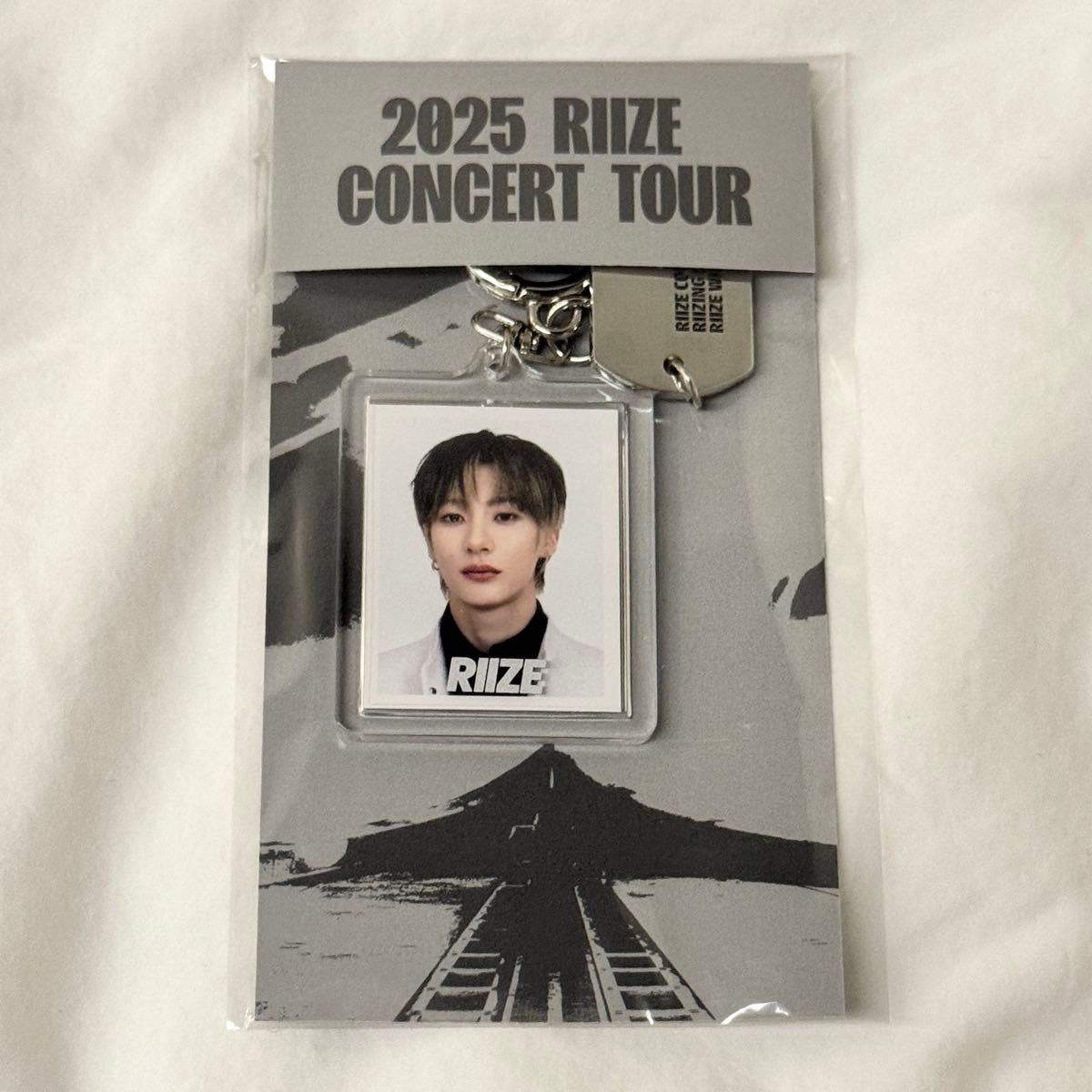 RIIZE LOUD ソウルコン Tシャツ 白 アントン トレカセット RIIZE LOUD ソウルコン Tシャツ 白 アントン トレカセット