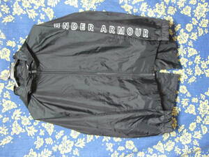 UNDER ARMORファンヘ！★UA Stormフードジャケット Size LG 新品！