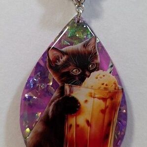 黒猫ちゃんキラキラかわいい大きめレジンネックレス ねこレジンネックレス 黒猫アクセサリー ねこレジンヘアゴム